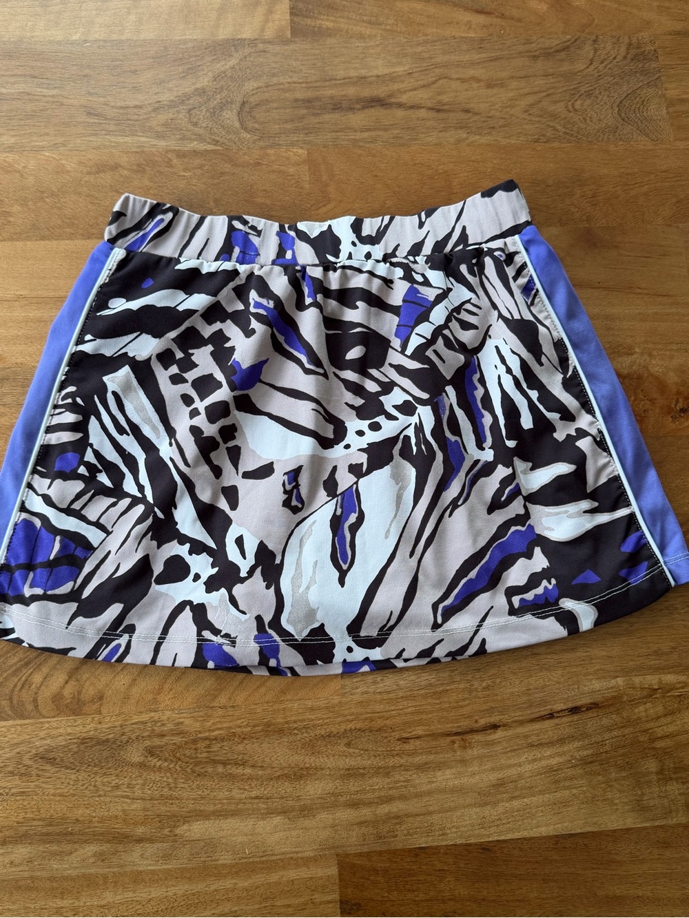 TAIL Athletic Tennis or Golf Skort in Black, White & Purple Accents Size Small